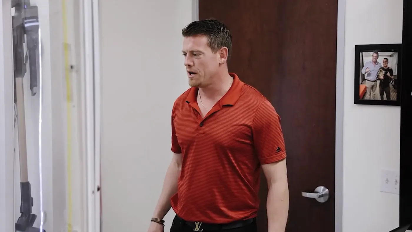 Dr. McWhorter arriving in a treatment room